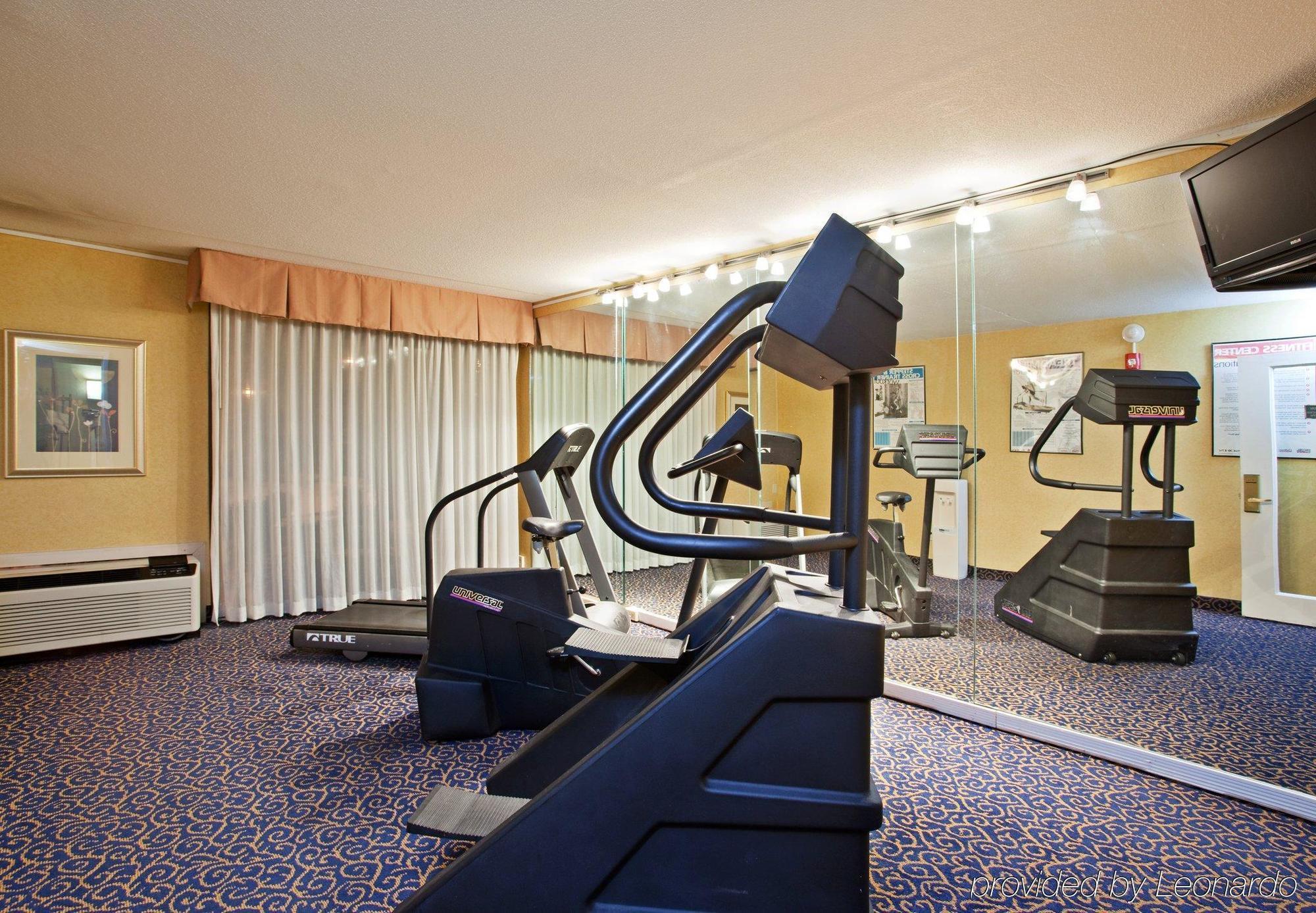 Holiday Inn Akron-West By Ihg Montrose Facilities photo